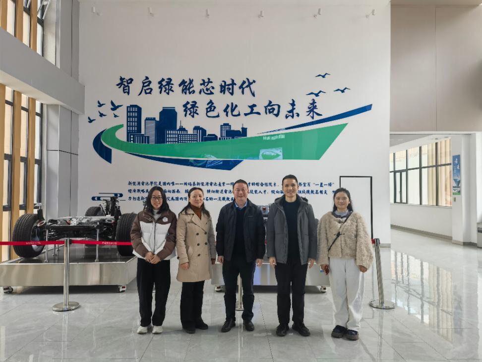 新春慰问暖侨心 凝心聚力促发展-宜宾市委统战部王睿副部长一...